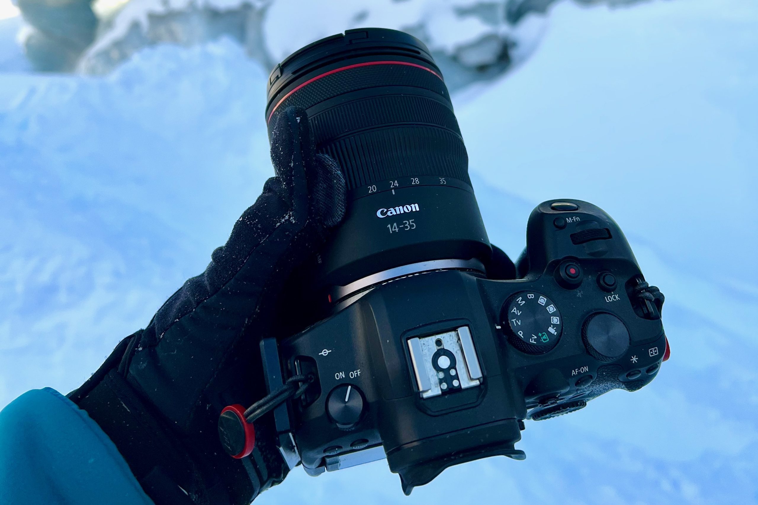 Canon RF 14-35mm f/4L Lens Underwater Review [VIDEO]