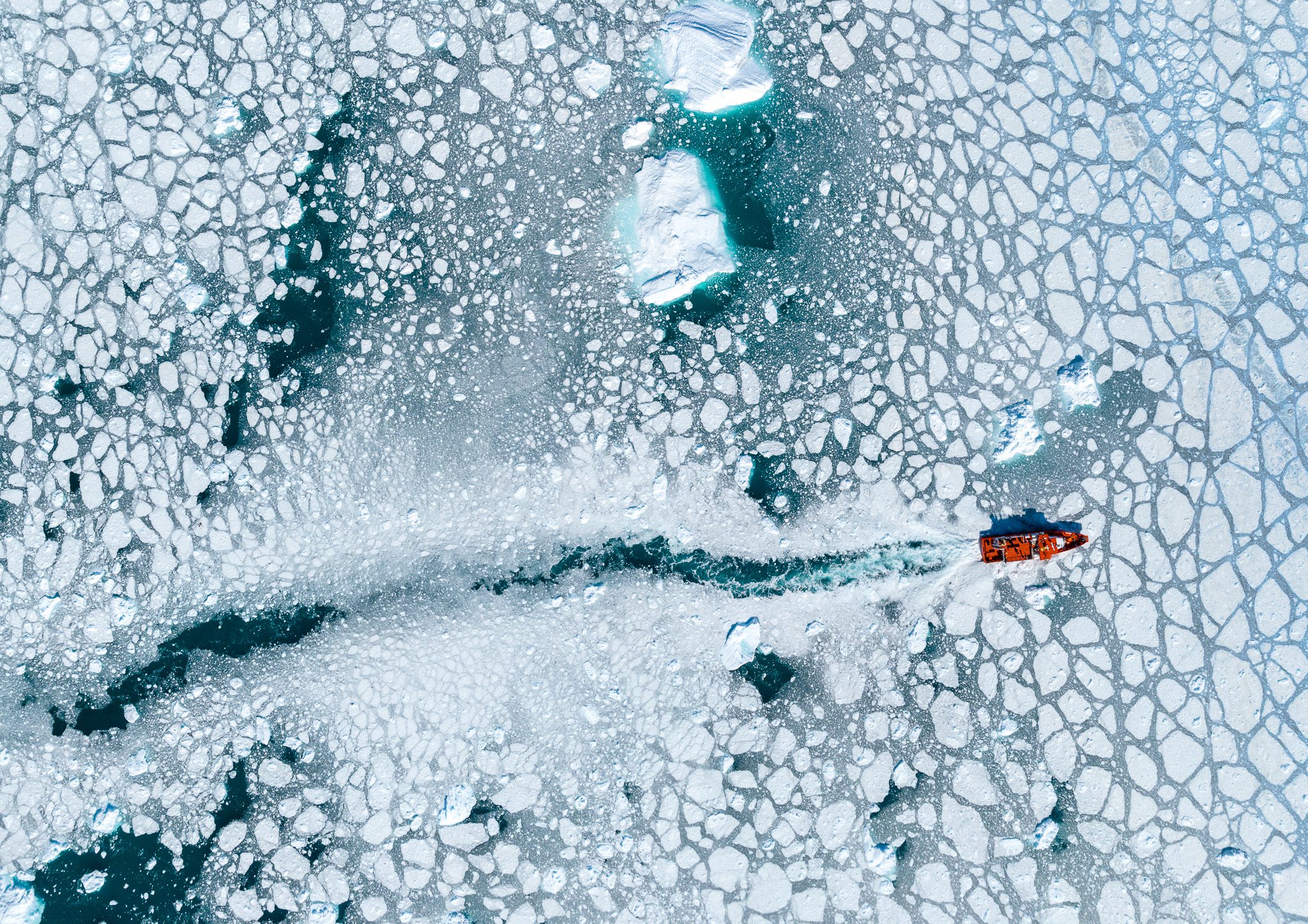 Getting The Best Results When Photographing From A Boat Or Ship